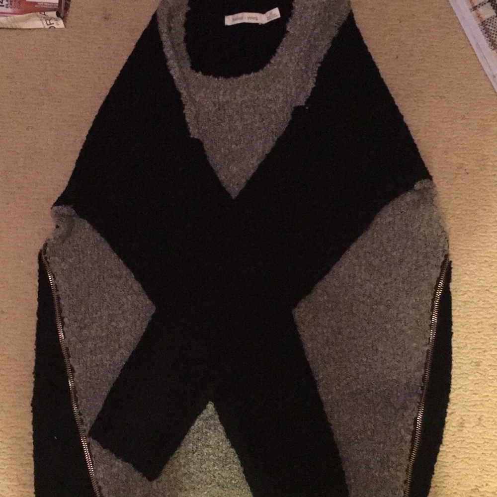 Sweater - Picture 2 of 2